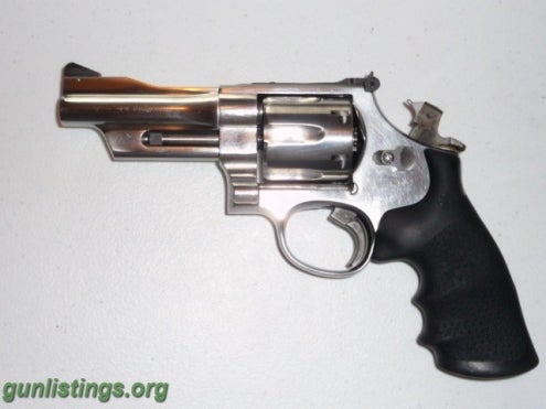 Pistols SMITH & WESSON (PRELOCK) MODEL 629-4 .44 MAGNUM REVOLVE