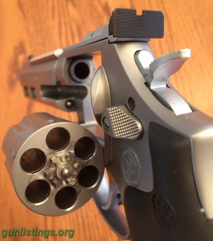 Pistols Smith And Wesson 686 Competitor