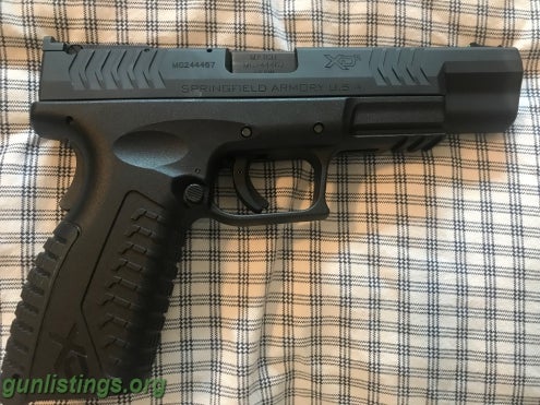 Pistols Springfield Armory XD-40