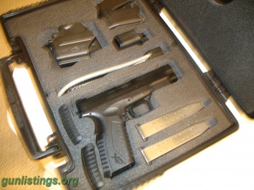 Pistols Springfield XDm 9mm Semi-auto Pistol