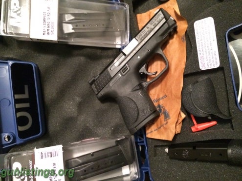 Pistols S&W 9mm M&P Compact W/extras