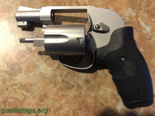 Pistols S&W Revolver .38 Special Airweight With Crimson Trace L