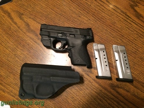 Pistols S&W Shield 9mm With Green Crimson Trace Laser