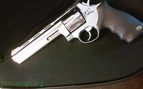 Pistols Taurus 44 Mag Stainless For Trade