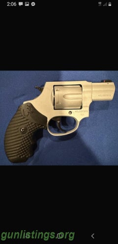 Pistols TRADES?Taurus 327 Fed Mag,lots Of Upgrades, Ammo