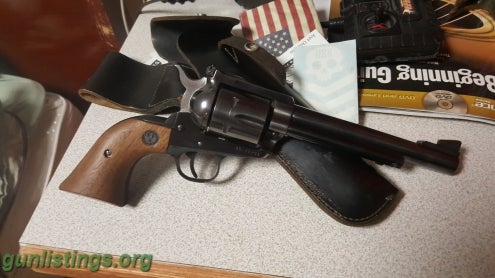 Pistols Very Good Condition Ruger New Blackhawk In. 357.