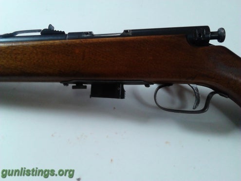 Rifles Mossberg Model 42 22s/l/lr