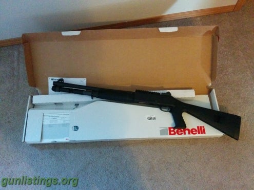 Shotguns Benelli M4 12ga.