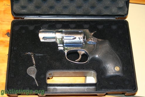 Pistols 38 Special Titanium Taurus Revolver