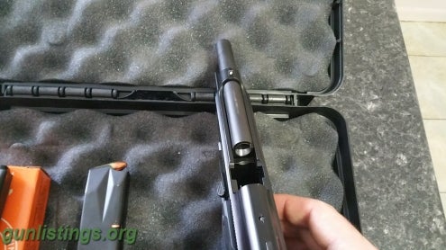 Pistols Berreta M9 9mm