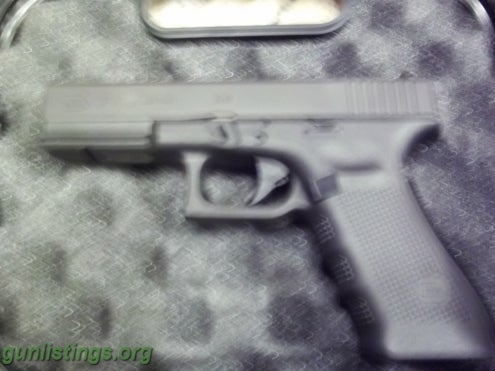 Pistols Glock 17& Kel-Tec Sub 2000