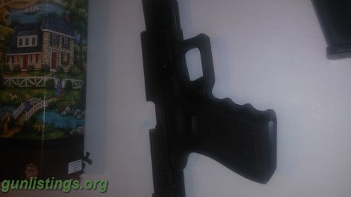 Pistols Glock 23 Gen3 .40 S&w