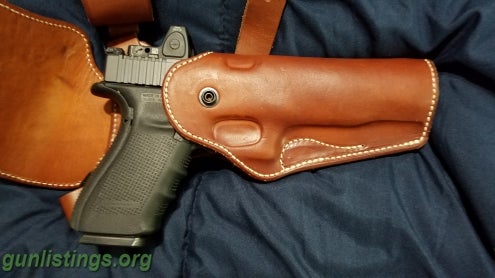 Pistols Glock Gen4 Model 40
