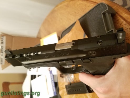 Pistols LNIB S&W 9mm 9L Performance Center Ported
