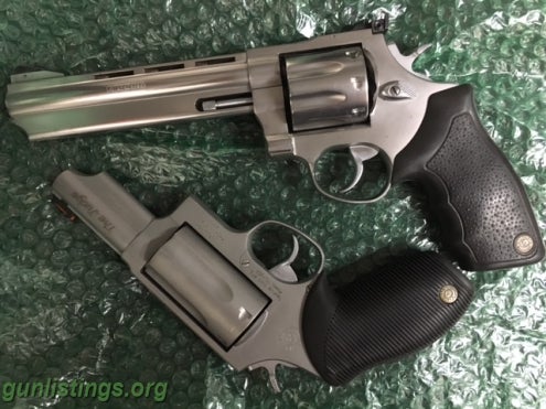 Pistols NIB  Taurus Judge  45-410  3