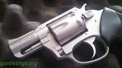 Pistols Pathfinder 22lr LNIB. Charter Arms 2