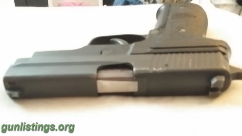 Pistols Sig P228