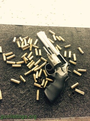 Pistols Smith & Wesson 357 Magnum