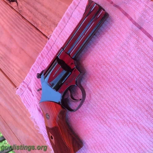 Pistols Smith & Wesson 586 Classic For Trade