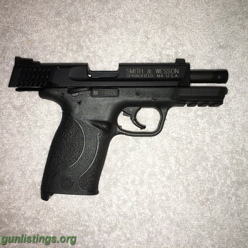 Pistols Smith & Wesson M&P 22 Compact