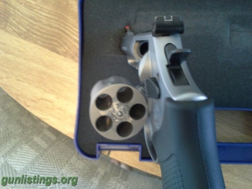 Pistols Smith And Wesson Model 69 .44 Magnum