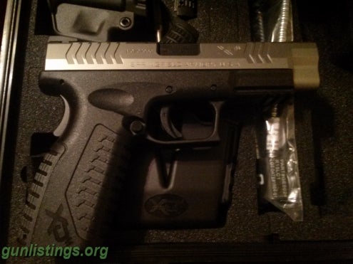 Pistols Springfield Xdm 9mm Like New With All Hardware