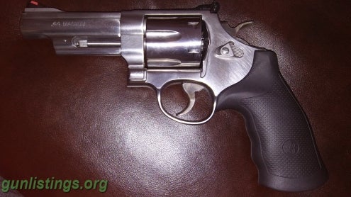 Pistols S&W 629 SS 44 Magnum 4in Barrel