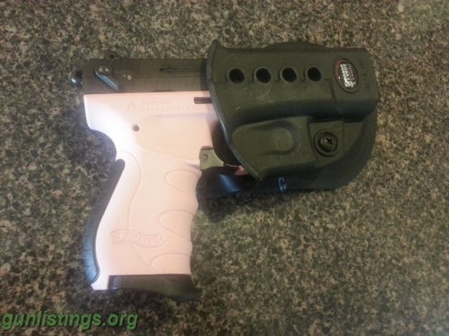 Pistols Walther PK380 - Black And Pink