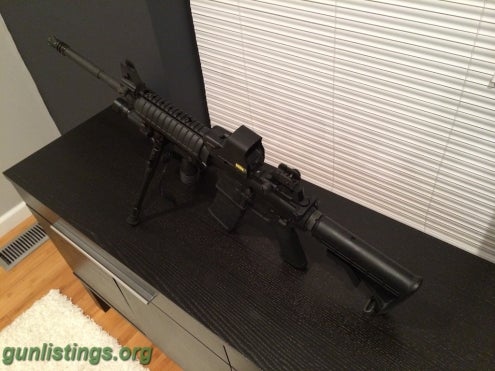 Rifles S&W M&P15 AR15 With Eotech Sight And Extras