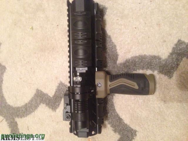 Accessories Ar15 Quadrail 10.5 Inch Free Float Unused And Foregrip