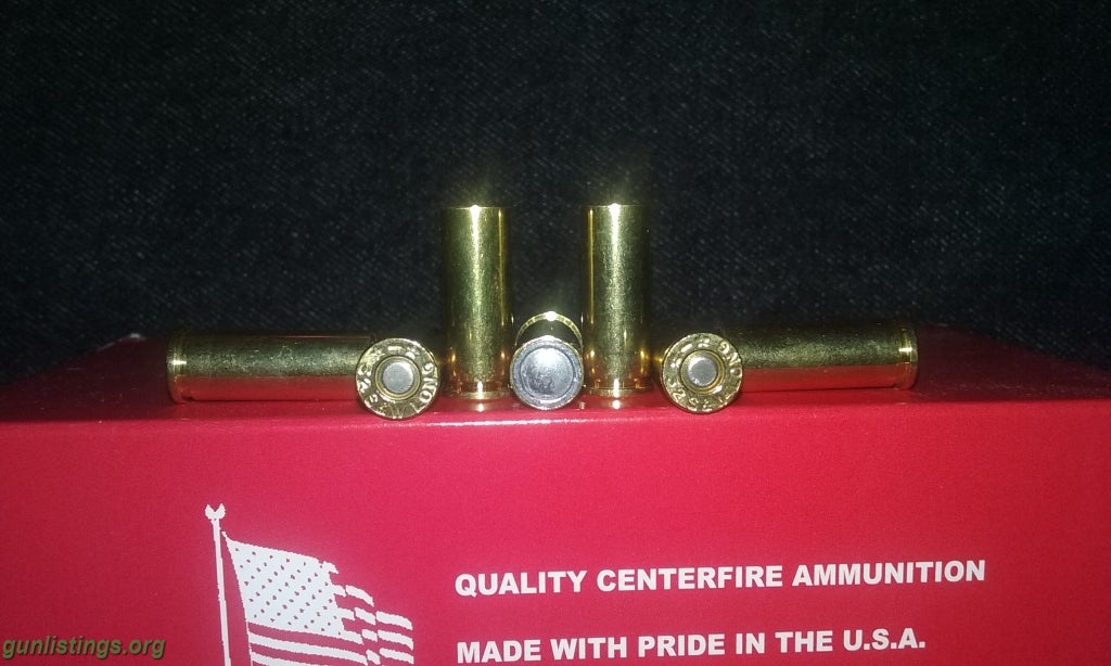 Ammo 32 S&W Long / 32 New Colt Police Ammo.