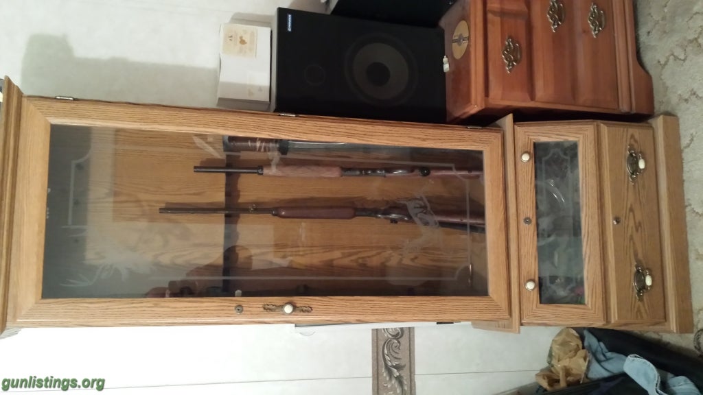 Misc Gun Cabinet 8 Long Guns & A Pistol Display Area, & Ammo
