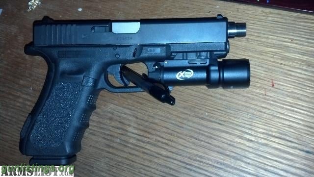 Pistols ## Glock 17 Gen 4, X300 Light, Threaded Barrel