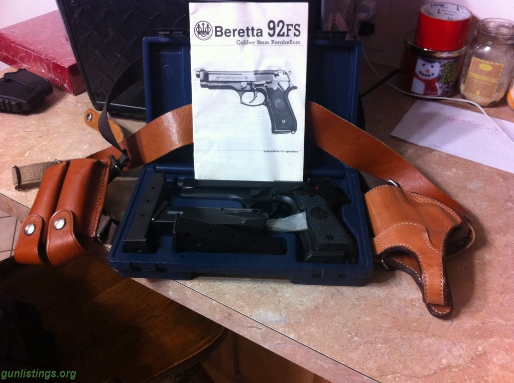 Pistols Beretta 92FS 9mm