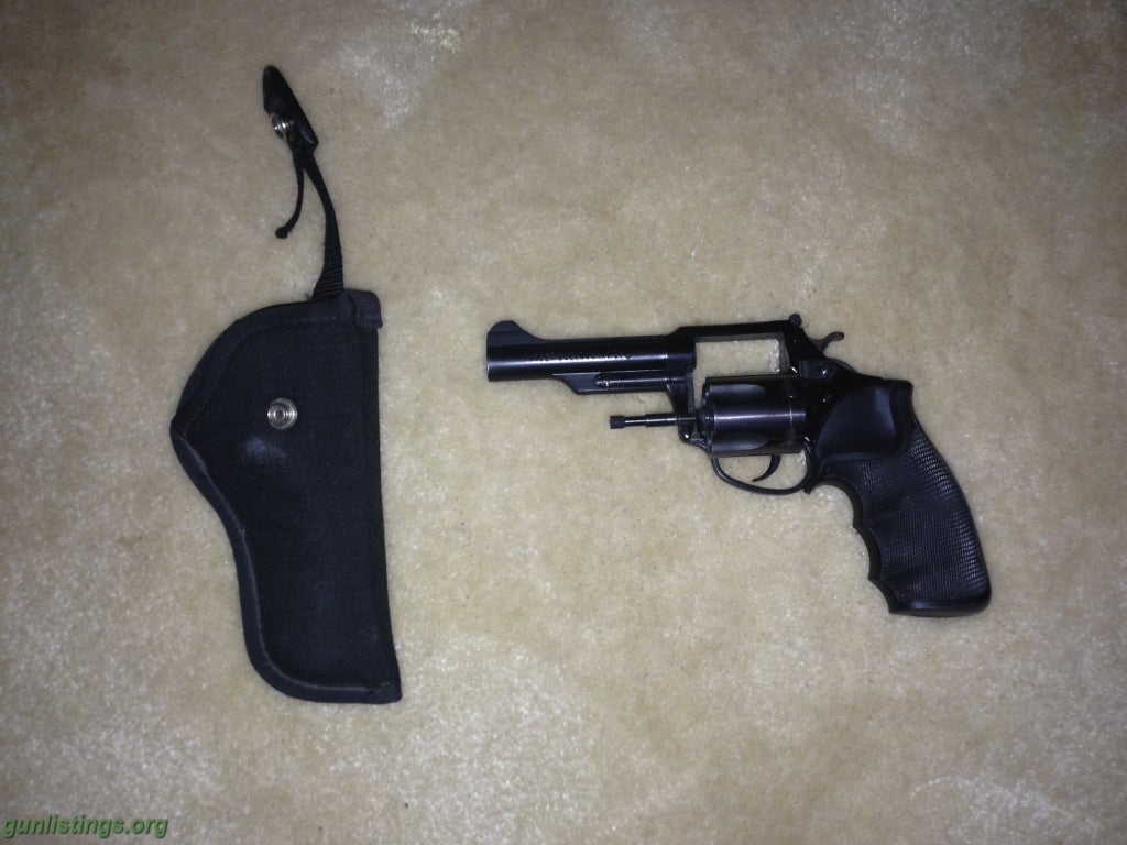 Pistols Charter .44 Bulldog Special Revolver