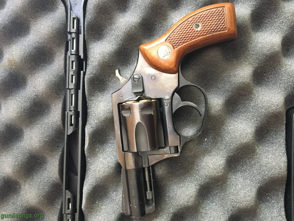 Pistols Charter Arms .38 Special