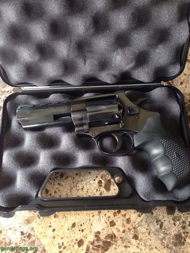 Pistols EAA Revolver 357/38 Special. 4 Inch Barrel