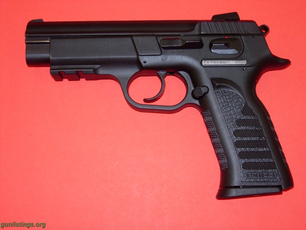 Pistols EAA Witness P-S Poly 9mm
