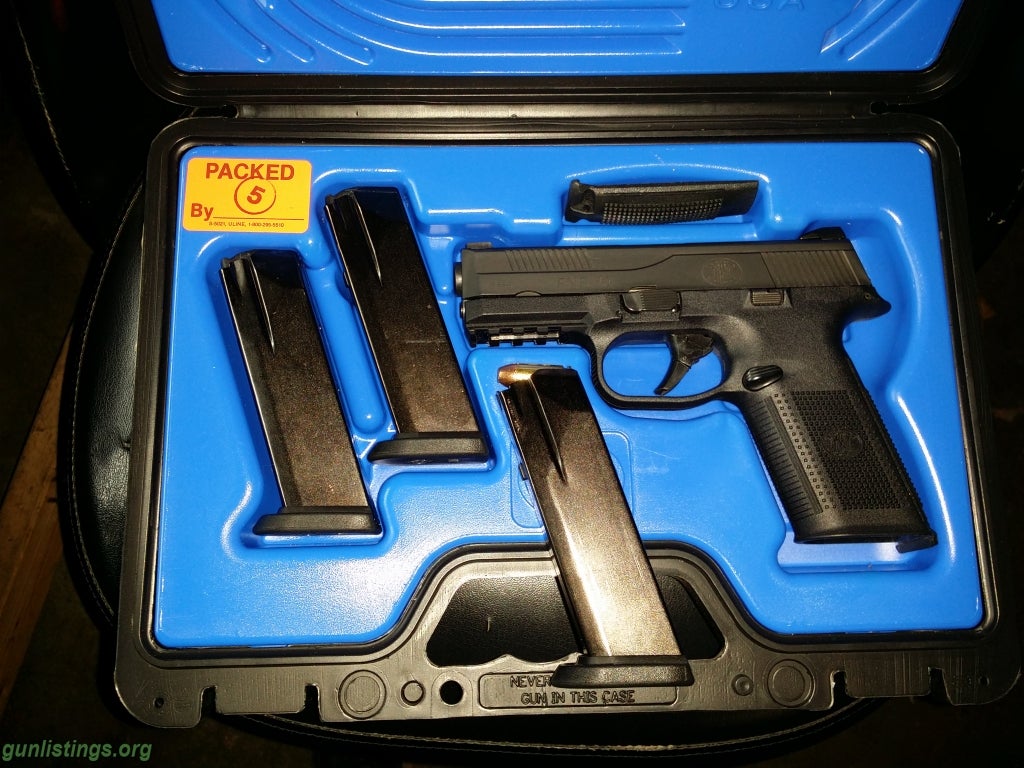 Pistols FNH FNS 40. W/night Sights. Trade For Glock 23 GEN 4