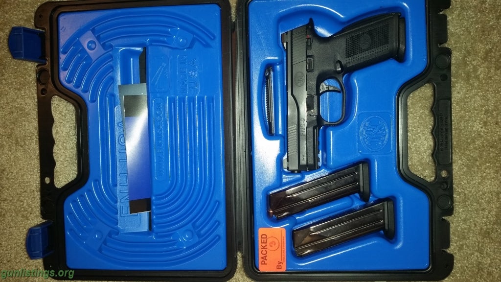 Pistols FNH FNS -9 9mm