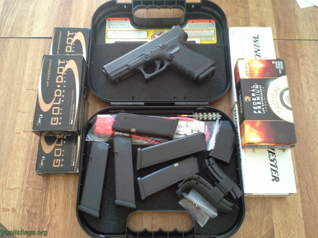 Pistols Glock 23 Gen 4 W/Night Sights,ammo, And Mags.