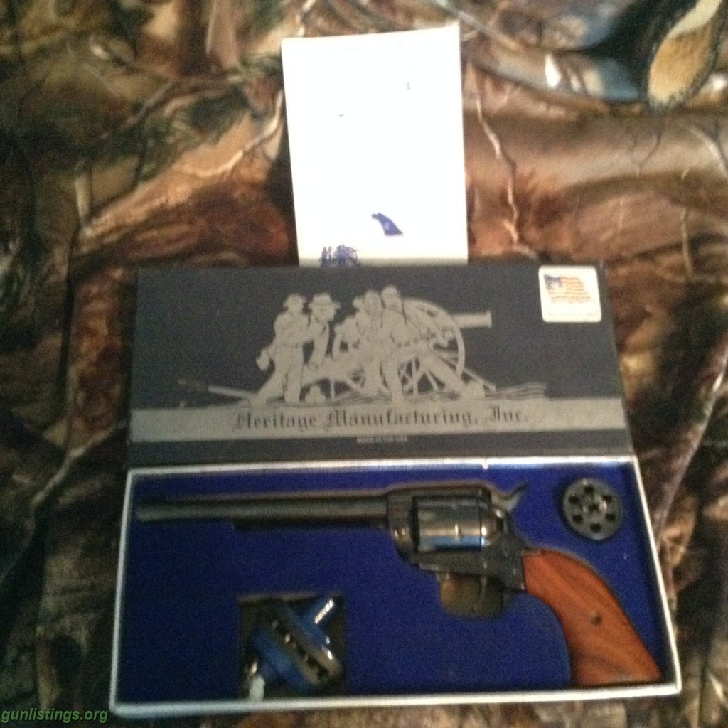 Pistols Heritage.22LR/.22 Mag Combo W/ Box