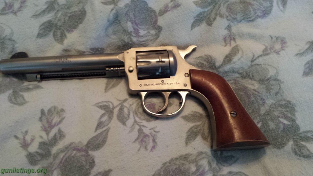Pistols H&R 22 Lr. Revolver