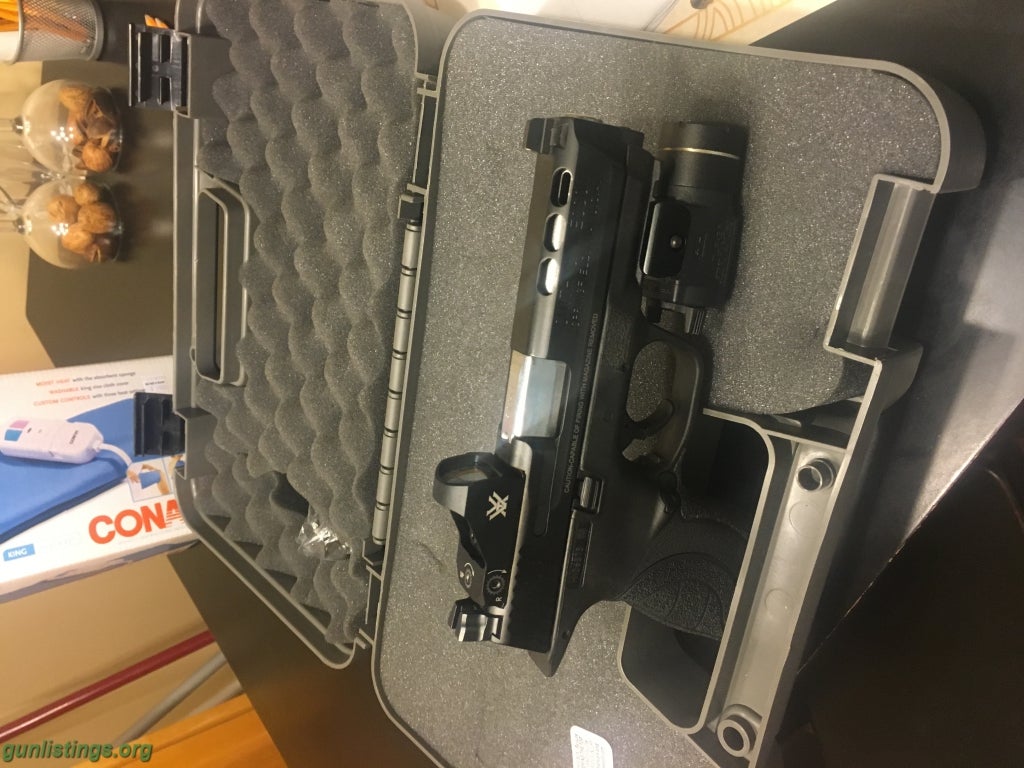 Pistols M&p9  Performance Ported With Vortex Viper Red Dot