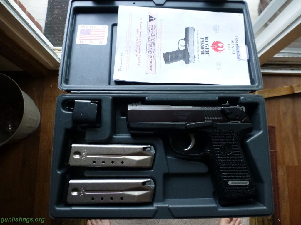 Pistols Ruger P95 Black9mm, Like New 3 Mags Kit