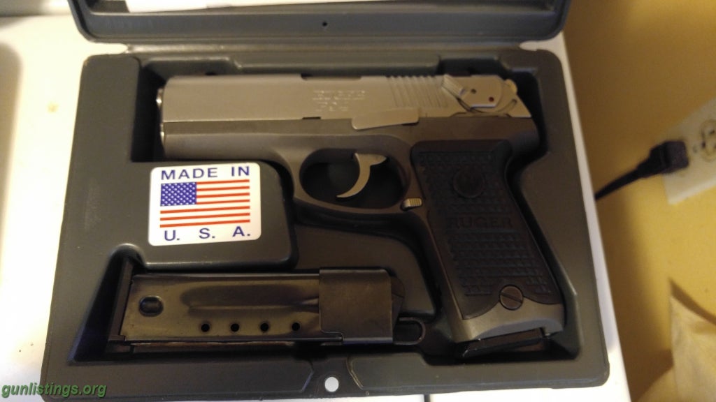 Pistols Ruger P 94 40 Cal.