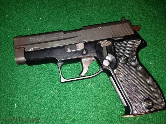 Pistols SIG P6