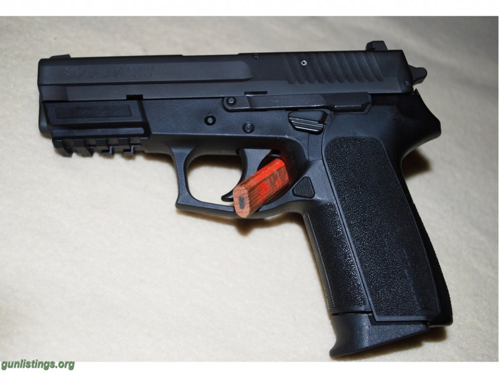 Pistols Sig Sauer P2022 9mm
