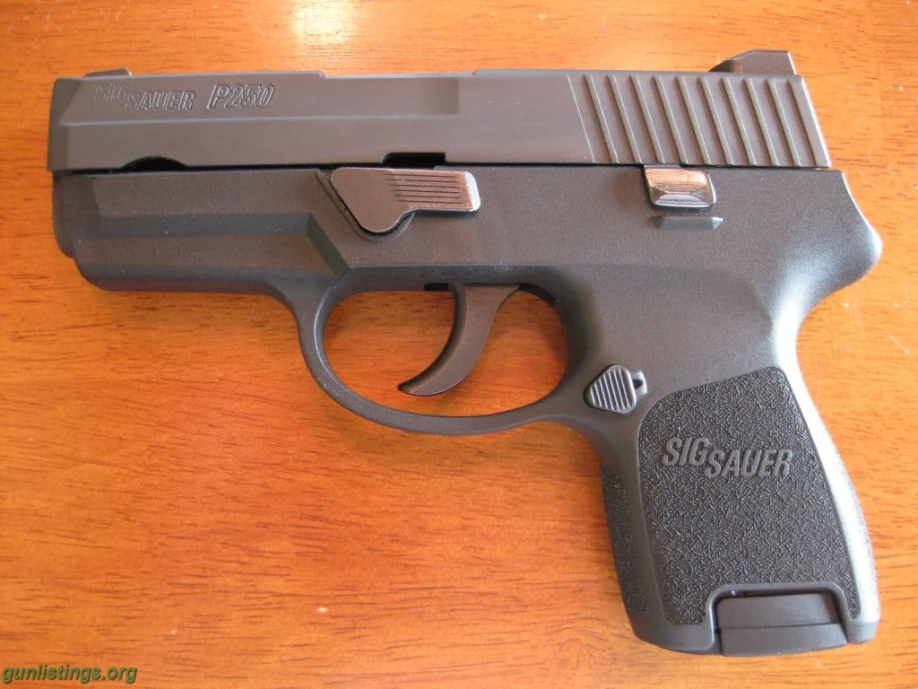 Pistols Sig Sauer P250 9MM