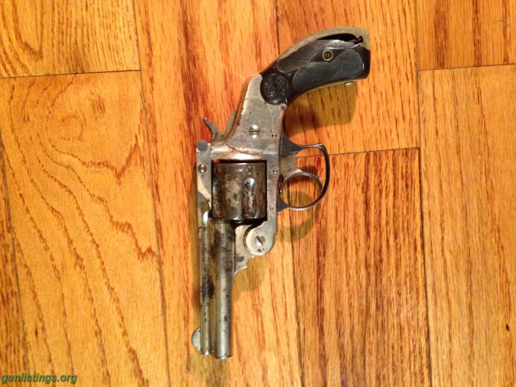 Pistols Smith & Wesson .38